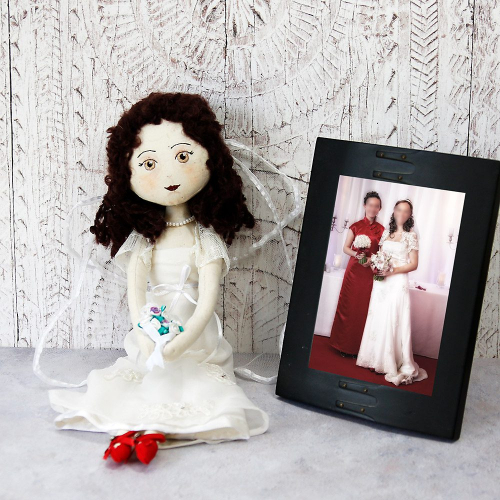 Personalised doll in replica wedding dress commission